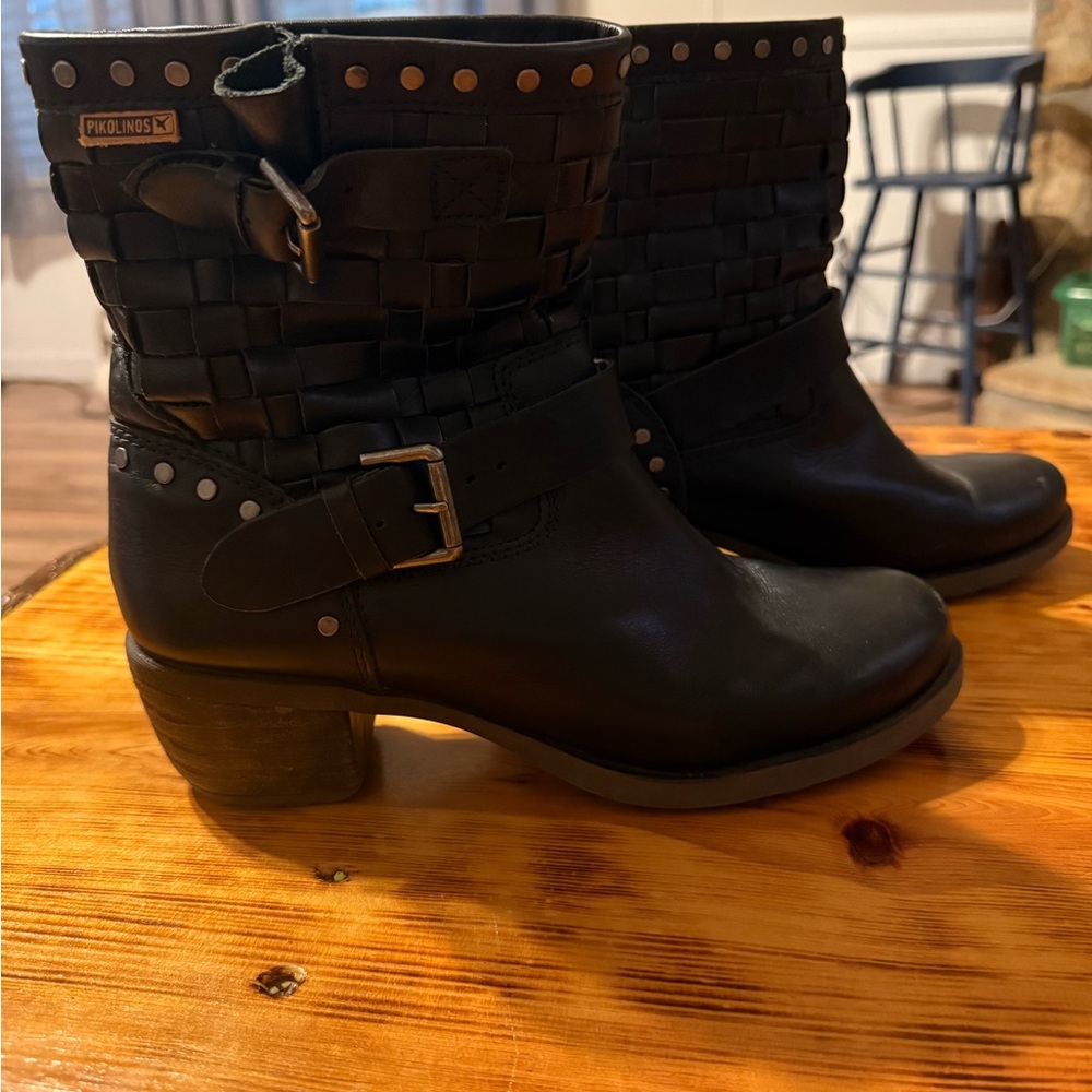 Pikolinos Black Soft Boots